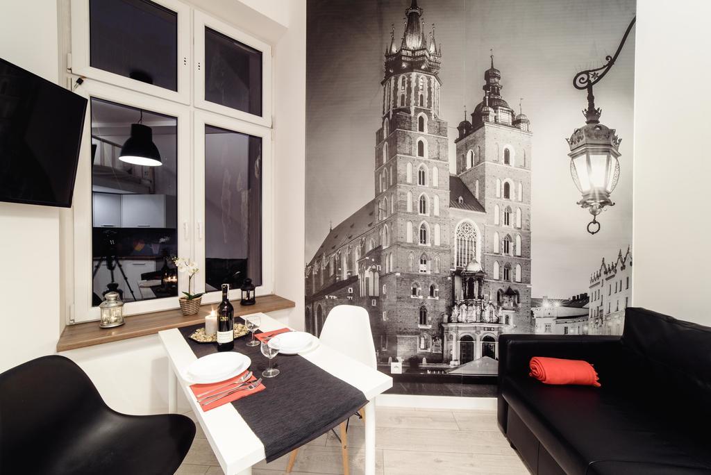 2 Nights Apartments - Great Location, Right Next To Main Rail And Bus Station, 10 Min To Main Square By Foot Krakow Exterior photo